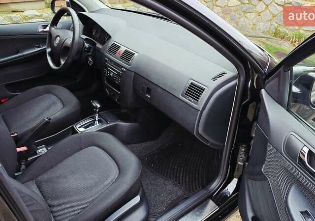 Черный Шкода Фабия, объемом двигателя 1.39 л и пробегом 173 тыс. км за 5799 $, фото 53 на Automoto.ua