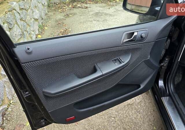 Черный Шкода Фабия, объемом двигателя 1.39 л и пробегом 173 тыс. км за 5799 $, фото 40 на Automoto.ua