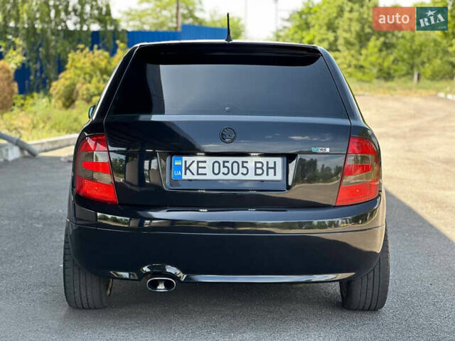 Черный Шкода Фабия, объемом двигателя 1.9 л и пробегом 265 тыс. км за 6599 $, фото 8 на Automoto.ua