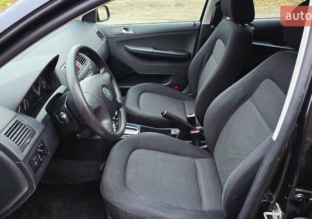 Черный Шкода Фабия, объемом двигателя 1.39 л и пробегом 173 тыс. км за 5799 $, фото 42 на Automoto.ua