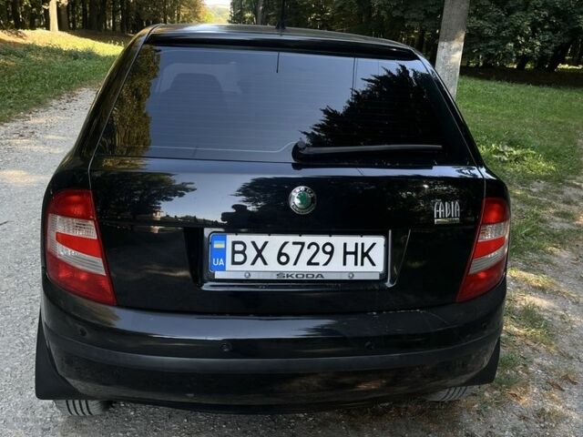 Черный Шкода Фабия, объемом двигателя 1.4 л и пробегом 225 тыс. км за 5300 $, фото 9 на Automoto.ua
