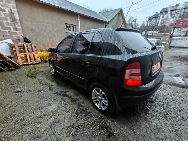 Черный Шкода Фабия, объемом двигателя 1.2 л и пробегом 315 тыс. км за 3300 $, фото 7 на Automoto.ua