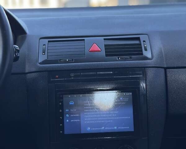 Черный Шкода Фабия, объемом двигателя 1.2 л и пробегом 220 тыс. км за 2999 $, фото 16 на Automoto.ua