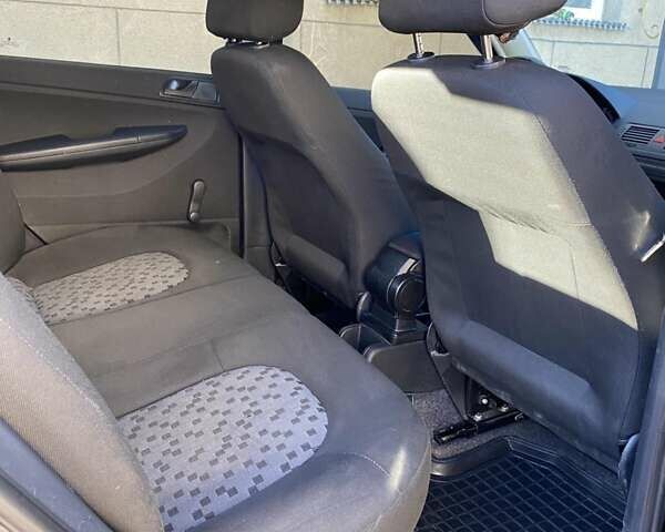 Черный Шкода Фабия, объемом двигателя 1.2 л и пробегом 340 тыс. км за 3150 $, фото 8 на Automoto.ua