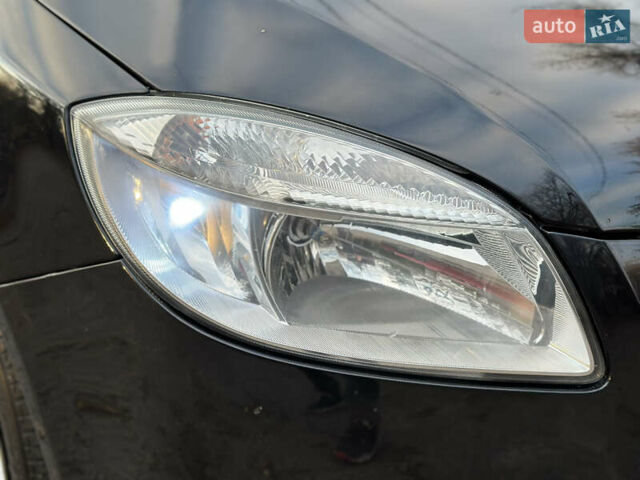 Черный Шкода Фабия, объемом двигателя 1.39 л и пробегом 153 тыс. км за 4250 $, фото 24 на Automoto.ua