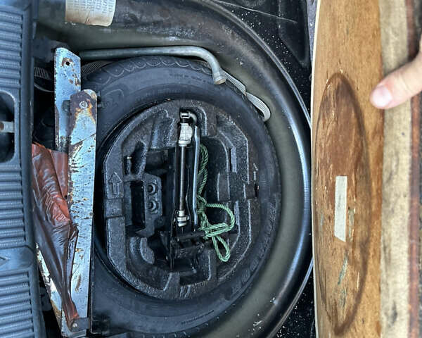 Черный Шкода Фабия, объемом двигателя 1.39 л и пробегом 153 тыс. км за 4250 $, фото 48 на Automoto.ua