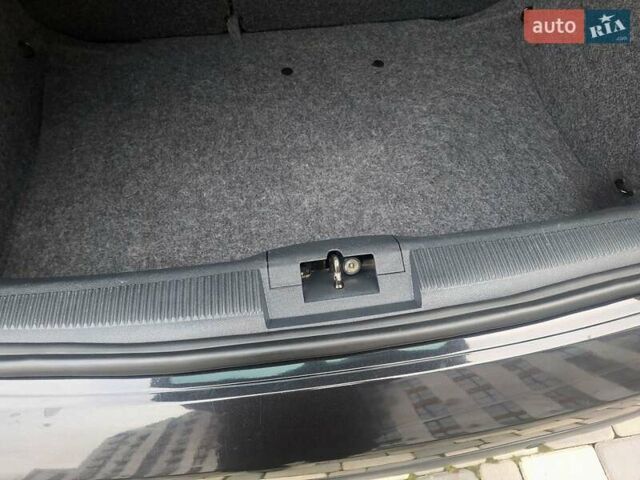 Чорний Шкода Фабія, об'ємом двигуна 1.4 л та пробігом 137 тис. км за 4750 $, фото 33 на Automoto.ua