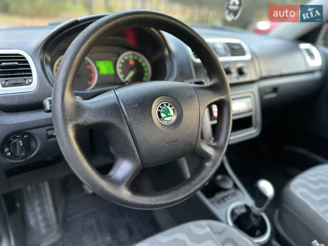 Черный Шкода Фабия, объемом двигателя 1.39 л и пробегом 153 тыс. км за 4250 $, фото 41 на Automoto.ua