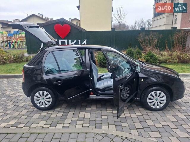 Чорний Шкода Фабія, об'ємом двигуна 1.4 л та пробігом 137 тис. км за 4750 $, фото 38 на Automoto.ua