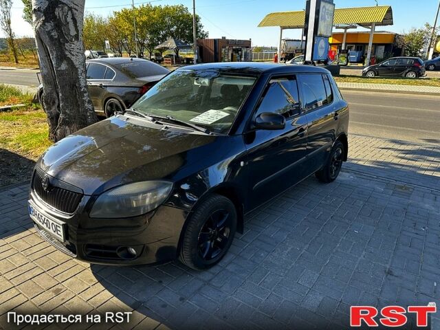 Черный Шкода Фабия, объемом двигателя 1.4 л и пробегом 0 тыс. км за 4400 $, фото 6 на Automoto.ua