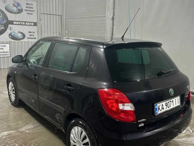 Чорний Шкода Фабія, об'ємом двигуна 1.4 л та пробігом 265 тис. км за 4000 $, фото 6 на Automoto.ua