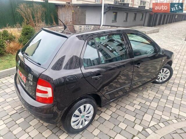 Чорний Шкода Фабія, об'ємом двигуна 1.4 л та пробігом 137 тис. км за 4750 $, фото 10 на Automoto.ua