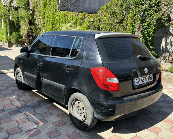 Черный Шкода Фабия, объемом двигателя 1.2 л и пробегом 195 тыс. км за 3200 $, фото 3 на Automoto.ua