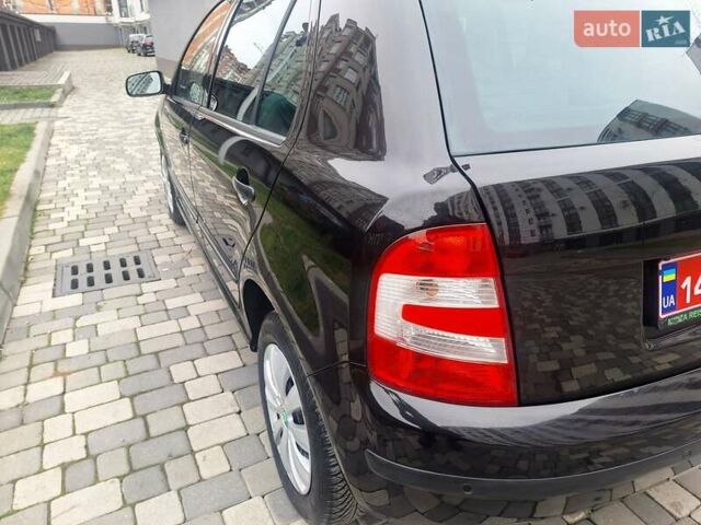 Чорний Шкода Фабія, об'ємом двигуна 1.4 л та пробігом 137 тис. км за 4750 $, фото 64 на Automoto.ua