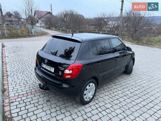 Черный Шкода Фабия, объемом двигателя 1.2 л и пробегом 215 тыс. км за 3950 $, фото 3 на Automoto.ua