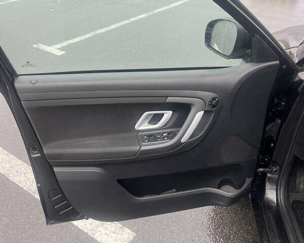 Черный Шкода Фабия, объемом двигателя 1.39 л и пробегом 171 тыс. км за 4700 $, фото 27 на Automoto.ua