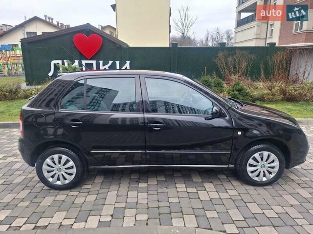 Чорний Шкода Фабія, об'ємом двигуна 1.4 л та пробігом 137 тис. км за 4750 $, фото 16 на Automoto.ua