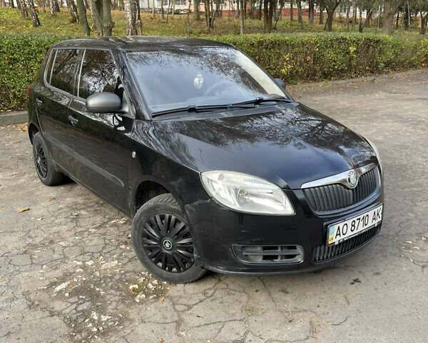 Черный Шкода Фабия, объемом двигателя 0 л и пробегом 121 тыс. км за 4100 $, фото 10 на Automoto.ua