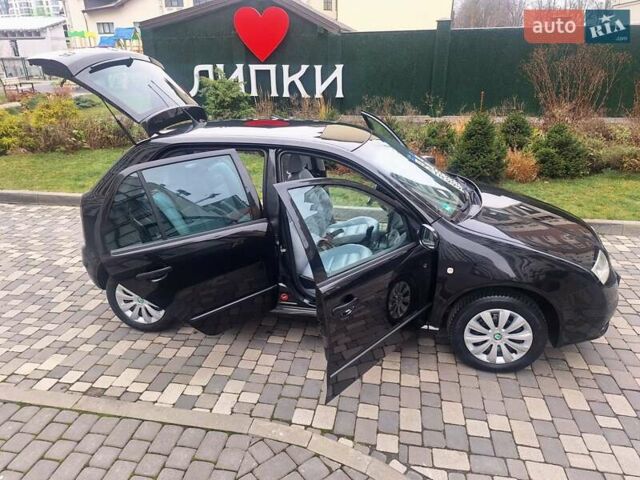 Чорний Шкода Фабія, об'ємом двигуна 1.4 л та пробігом 137 тис. км за 4750 $, фото 37 на Automoto.ua