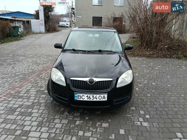 Чорний Шкода Фабія, об'ємом двигуна 1.2 л та пробігом 197 тис. км за 4500 $, фото 2 на Automoto.ua