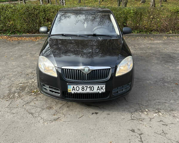 Черный Шкода Фабия, объемом двигателя 0 л и пробегом 121 тыс. км за 4100 $, фото 7 на Automoto.ua