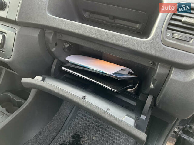 Черный Шкода Фабия, объемом двигателя 1.2 л и пробегом 272 тыс. км за 4200 $, фото 22 на Automoto.ua