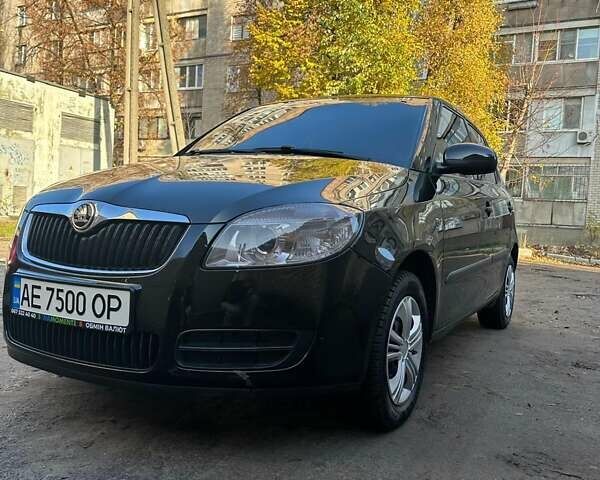 Чорний Шкода Фабія, об'ємом двигуна 1.39 л та пробігом 265 тис. км за 4900 $, фото 6 на Automoto.ua