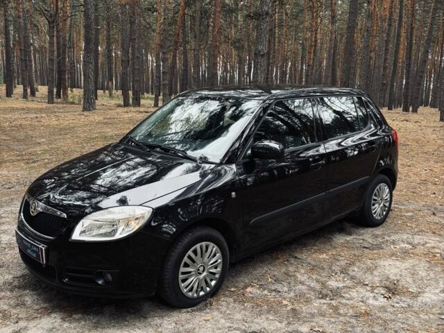 Шкода Фабия 2008 в Харькове на Automoto.ua Черный Шкода Фабия, объемом двигателя 1.4 л и пробегом 200 тыс. км за 5500 $, фото 2 на Automoto.ua