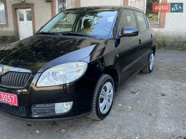 Черный Шкода Фабия, объемом двигателя 1.39 л и пробегом 153 тыс. км за 5150 $, фото 4 на Automoto.ua