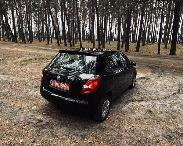 Черный Шкода Фабия, объемом двигателя 1.4 л и пробегом 200 тыс. км за 5600 $, фото 20 на Automoto.ua