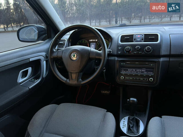 Черный Шкода Фабия, объемом двигателя 1.6 л и пробегом 212 тыс. км за 6700 $, фото 31 на Automoto.ua