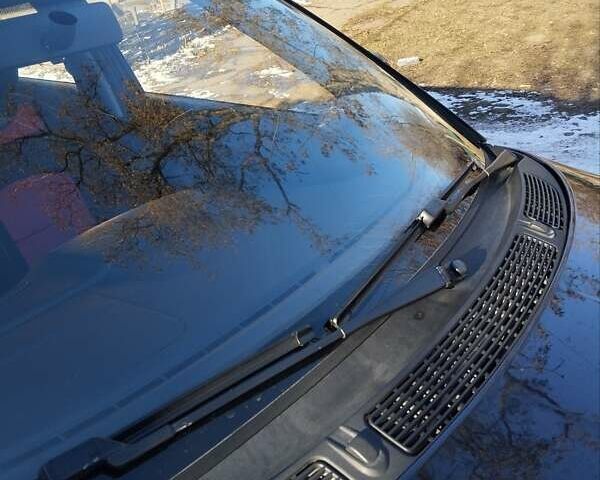 Черный Шкода Фабия, объемом двигателя 1.6 л и пробегом 160 тыс. км за 5600 $, фото 28 на Automoto.ua