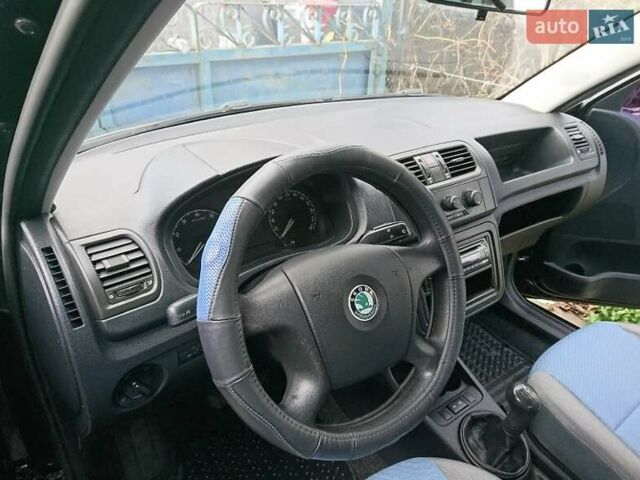 Черный Шкода Фабия, объемом двигателя 1.39 л и пробегом 237 тыс. км за 4700 $, фото 15 на Automoto.ua