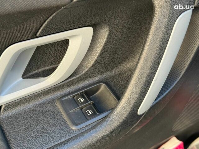 Чорний Шкода Фабія, об'ємом двигуна 1.4 л та пробігом 203 тис. км за 4940 $, фото 9 на Automoto.ua