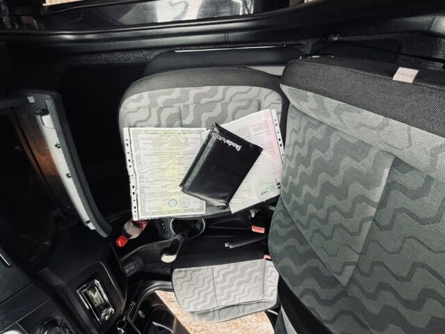 Шкода Фабия 2008 в Харькове на Automoto.ua Черный Шкода Фабия, объемом двигателя 1.4 л и пробегом 200 тыс. км за 5500 $, фото 18 на Automoto.ua