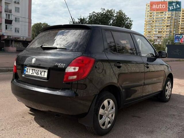 Черный Шкода Фабия, объемом двигателя 1.39 л и пробегом 238 тыс. км за 4300 $, фото 7 на Automoto.ua