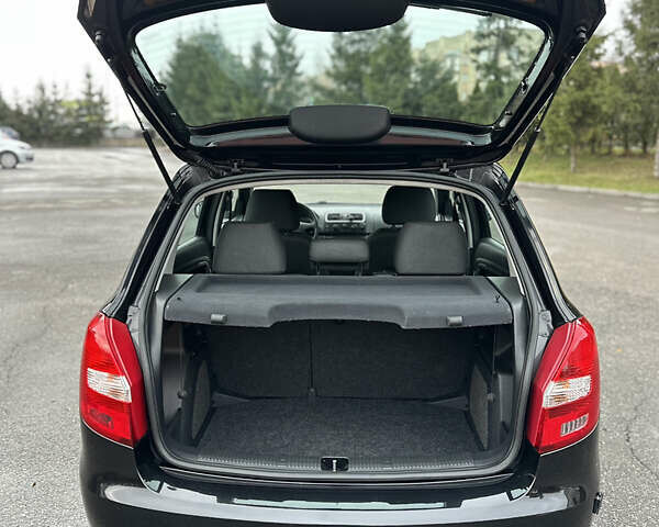 Чорний Шкода Фабія, об'ємом двигуна 1.4 л та пробігом 191 тис. км за 5350 $, фото 45 на Automoto.ua