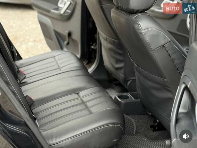 Чорний Шкода Фабія, об'ємом двигуна 1.39 л та пробігом 265 тис. км за 4900 $, фото 11 на Automoto.ua