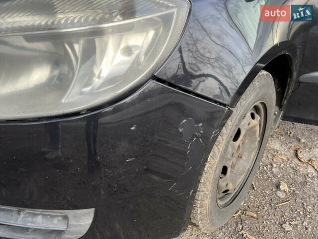 Черный Шкода Фабия, объемом двигателя 1.2 л и пробегом 272 тыс. км за 4200 $, фото 29 на Automoto.ua