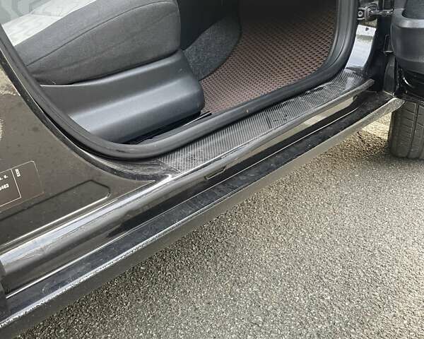 Черный Шкода Фабия, объемом двигателя 1.39 л и пробегом 234 тыс. км за 5000 $, фото 18 на Automoto.ua