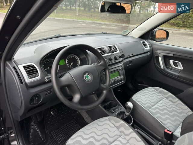 Чорний Шкода Фабія, об'ємом двигуна 1.4 л та пробігом 191 тис. км за 5350 $, фото 22 на Automoto.ua
