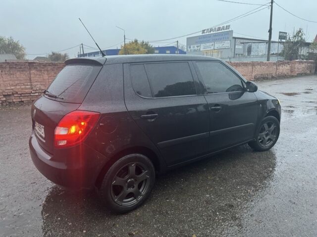 Черный Шкода Фабия, объемом двигателя 1.2 л и пробегом 200 тыс. км за 3950 $, фото 9 на Automoto.ua