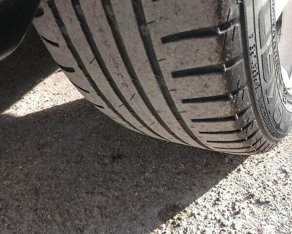 Черный Шкода Фабия, объемом двигателя 1.4 л и пробегом 135 тыс. км за 5500 $, фото 4 на Automoto.ua