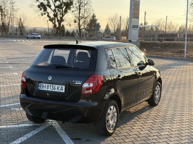 Чорний Шкода Фабія, об'ємом двигуна 1.4 л та пробігом 187 тис. км за 4600 $, фото 2 на Automoto.ua