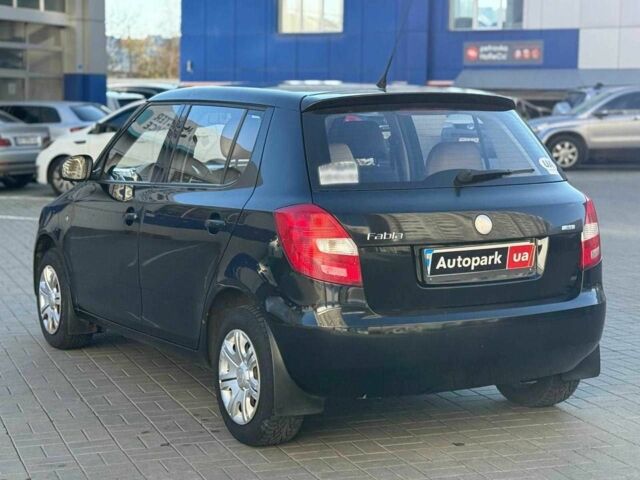 Чорний Шкода Фабія, об'ємом двигуна 1.4 л та пробігом 203 тис. км за 4940 $, фото 5 на Automoto.ua