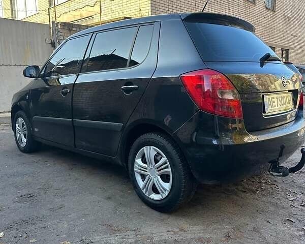 Чорний Шкода Фабія, об'ємом двигуна 1.39 л та пробігом 265 тис. км за 4900 $, фото 3 на Automoto.ua