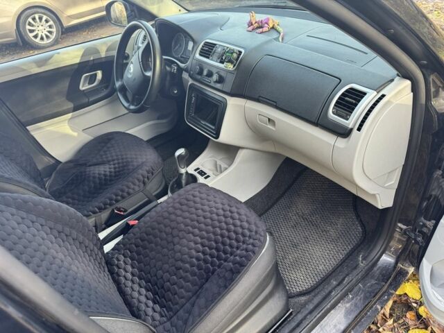 Шкода Фабия 2008 в Кролевце на Automoto.ua Черный Шкода Фабия, объемом двигателя 1.2 л и пробегом 200 тыс. км за 3950 $, фото 6 на Automoto.ua