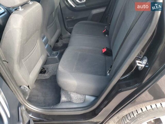 Черный Шкода Фабия, объемом двигателя 1.4 л и пробегом 135 тыс. км за 5500 $, фото 11 на Automoto.ua