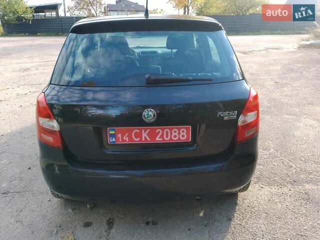Черный Шкода Фабия, объемом двигателя 1.4 л и пробегом 135 тыс. км за 5500 $, фото 38 на Automoto.ua