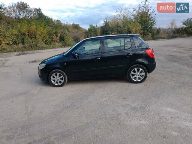 Черный Шкода Фабия, объемом двигателя 1.4 л и пробегом 135 тыс. км за 5500 $, фото 23 на Automoto.ua